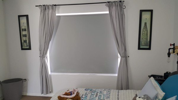 Màn cuốn giúp che chắn ánh sáng tốt cho căn phòng